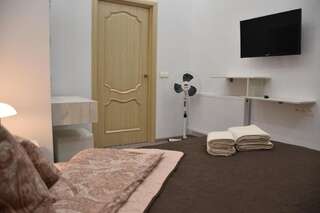 Апартаменты New spacious central apartment Львов Апартаменты-29